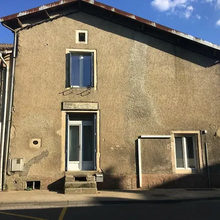 La Maison De L'angle Sommieres-du-Clain